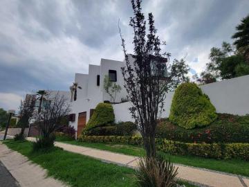 Casa en venta, Lomas Country, Residencia Moderna con 50 m de Frente al Fairway P