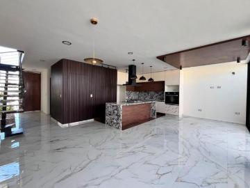 CASA EN VENTA LOMAS DE ANGELOPOLIS PARQUE VILANSA