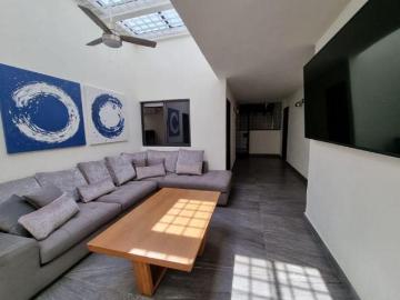 Casa en Venta, Lomas de Cuernavaca, 6 Recámaras