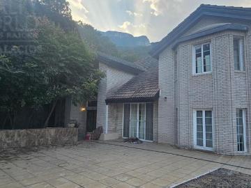 Casa en Venta Lomas del Rosario san Pedro Garza García NL