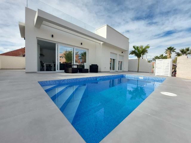 Casa en venta Los Montesinos