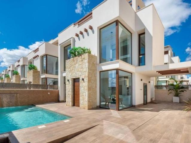 Casa en venta Los Montesinos