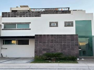 Casa en venta Loretta II al Norponiente de Aguascalientes