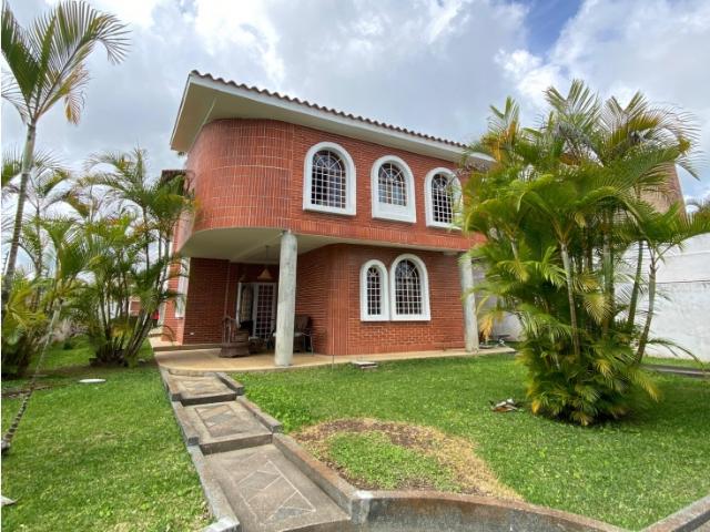Casa en Venta Paque el Retiro San Antonio de los Altos