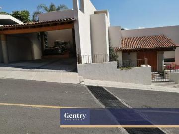 Casa en venta para inversión en Pedregal de Querétaro