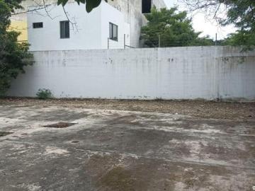 Casa en venta Para inversionistas en esquina Santa Rita Cholul Merida, Yucatán