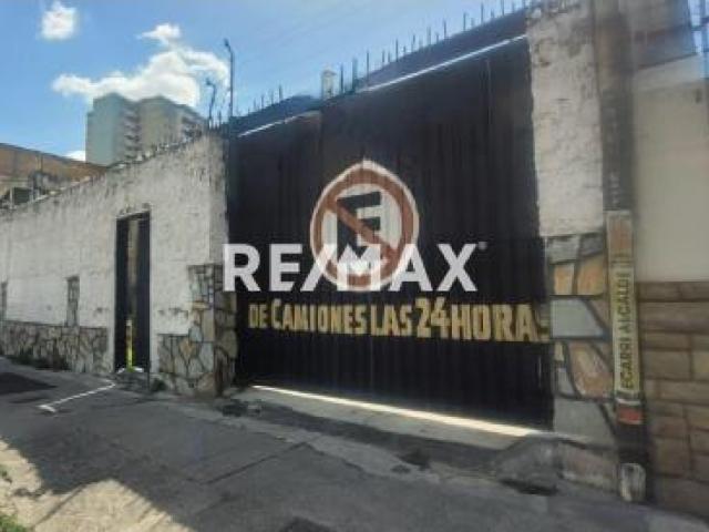 CASA EN VENTA PARA REMODELAR