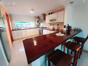 Casa en Venta Parquemar de Miramar Estado Excelente 3 Habitaciones 3 Banos 165 m2