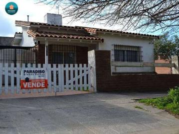 Casa en Venta Parquemar de Miramar Retasado a U S 3 Habitaciones 2 Banos Apto Credito