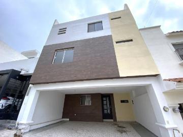 CASA EN VENTA PEDREGAL DE LA HUASTECA ZONA SANTA CATARINA