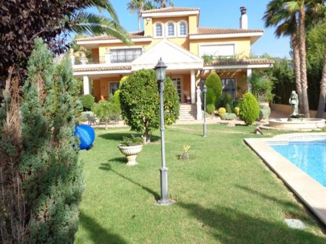 Casa en venta Petrer
