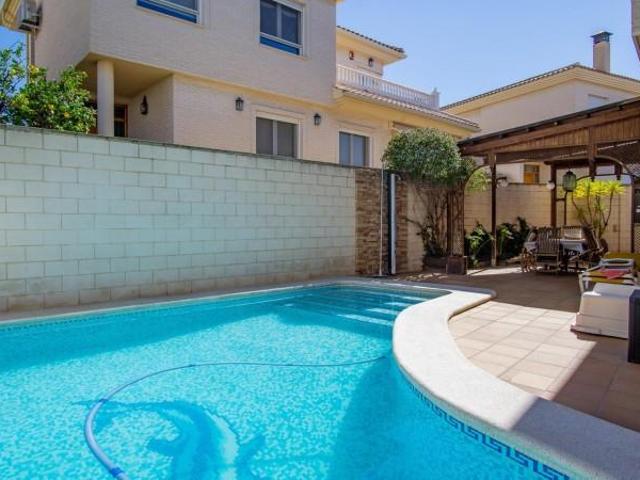 Casa en venta Petrer