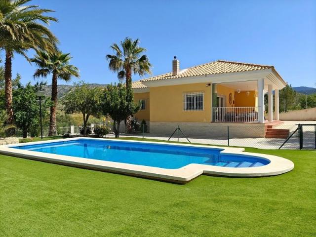 Casa en venta Petrer