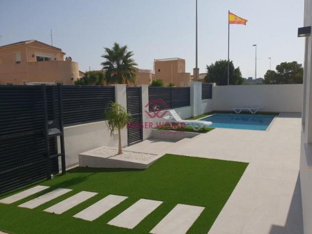 Casa en venta Pilar de la Horadada
