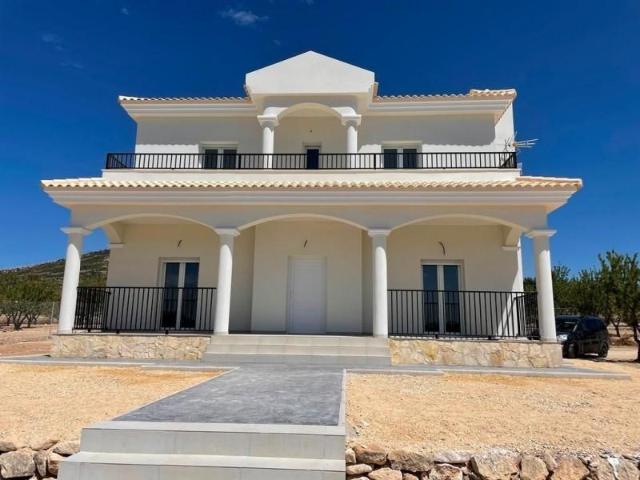 Casa en venta Pinoso