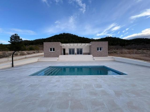 Casa en venta Pinoso