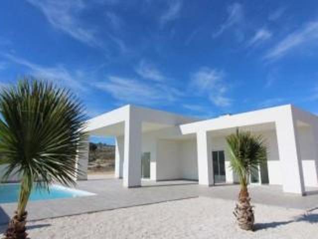 Casa en venta Pinoso