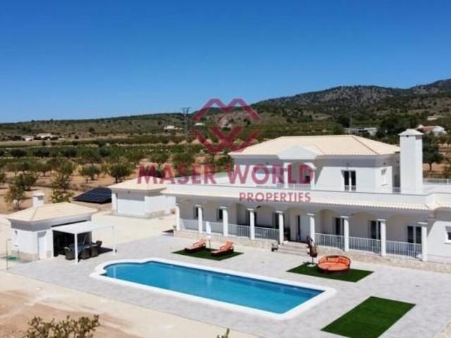 Casa en venta Pinoso