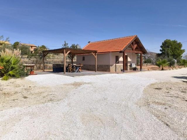 Casa en venta Pinoso