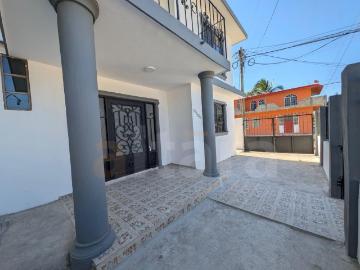 CASA EN VENTA PORTES GIL