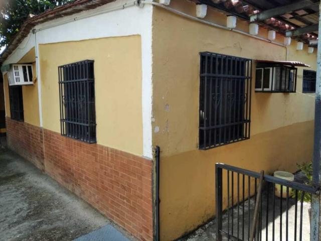 CASA EN VENTA QUEBRADA DE CUA 270M2