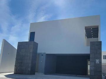 CASA EN VENTA RECAMARA EN PLANTA BAJA RINCÓN LOS ENCINOS AL NORTE SALTILLO PRECIO ESPECIAL DE ENERO!