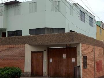 Casa en Venta REMODELADA Av Libertad San Miguel