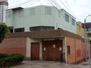 Casa en Venta REMODELADA Av. Libertad San Miguel