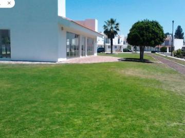 Casa en venta remate en fuentes del conquistador Fraccionamiento Fuentes de la Laja, Gto