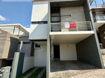 Casa en Venta Renta en Burócrata Casa en Venta, Col. Burócrata, Guanajuato, Gto