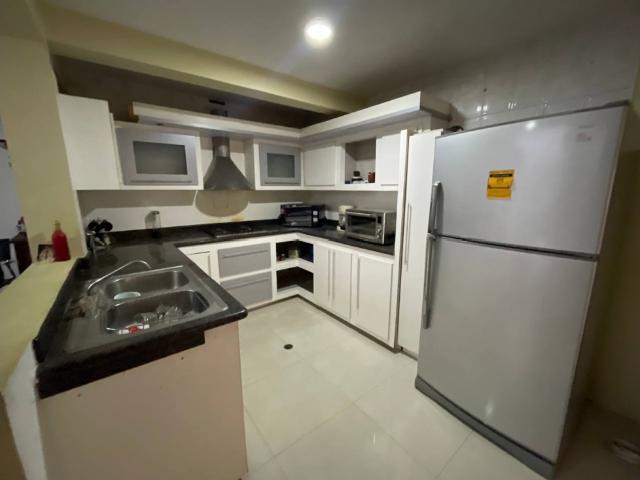 Casa en Venta, Res. Las Palmas II, Urb. Prados de La Encrucijada