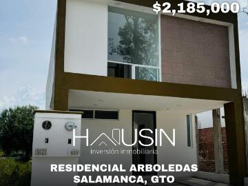 Casa en VENTA, Residencial Arboledas. Salamanca, Gto