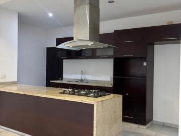 CASA EN VENTA RESIDENCIAL HACIENDAS & CLUB DEPORTIVO