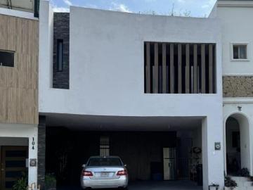 CASA EN VENTA RESIDENCIAL LA HUASTECA