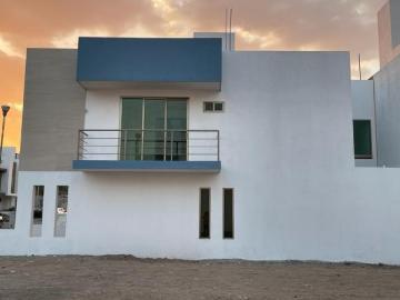 CASA EN VENTA RESIDENCIAL TERRANOVA ESQUINA AUN COSTADO DE AREA VERDE EQUIPADA