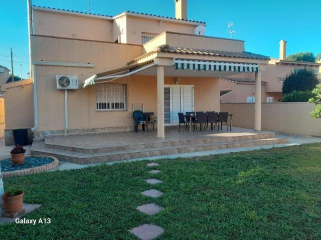Casa en venta Riba roja de Túria