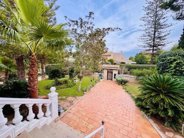 Casa en venta Rocafort