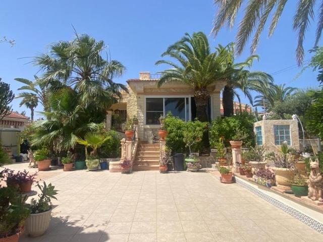 Casa en venta Rojales