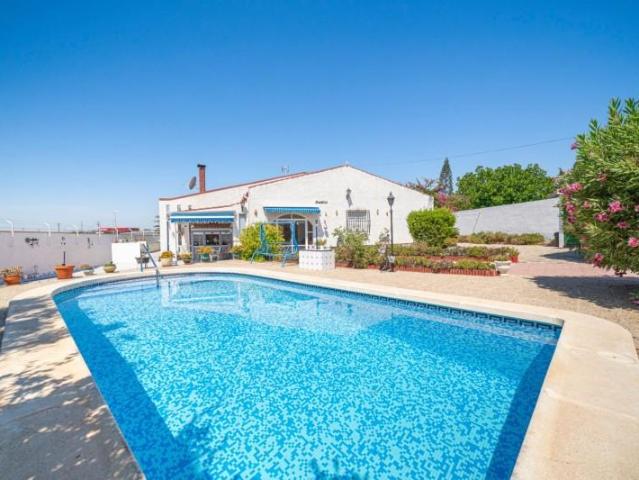 Casa en venta Rojales