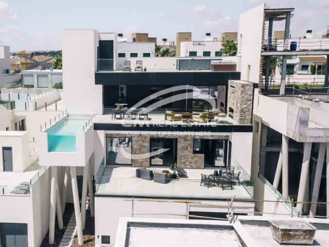 Casa en venta Rojales