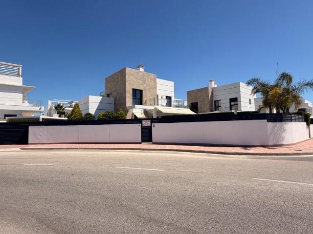 Casa en venta Rojales