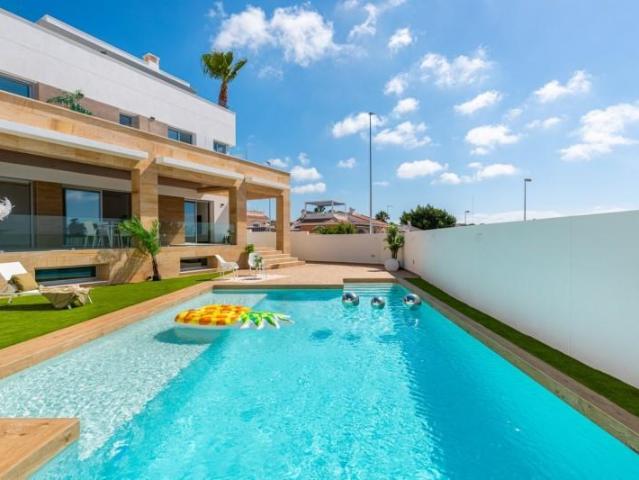 Casa en venta Rojales