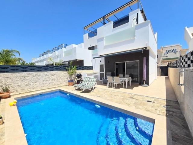 Casa en venta Rojales