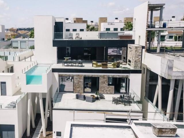 Casa en venta Rojales