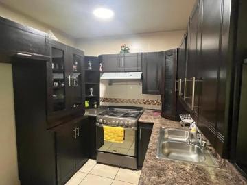 Casa en venta Stanza Torralba con portón en cochera