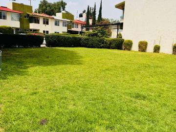 Casa en venta súper ubicada, fraccionamiento privado y cerrado !