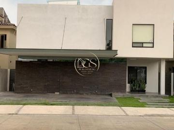 CASA EN VENTA SAN LORENZO RESIDENCIAL CELAYA