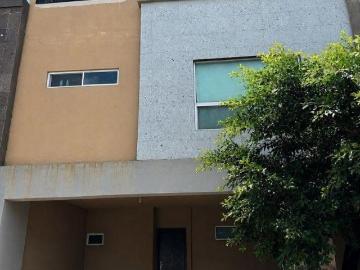 CASA EN VENTA SAN NICOLAS DE LOS GARZA