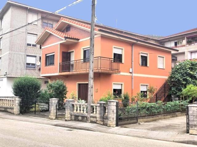 Casa en venta Santa María de Cayón