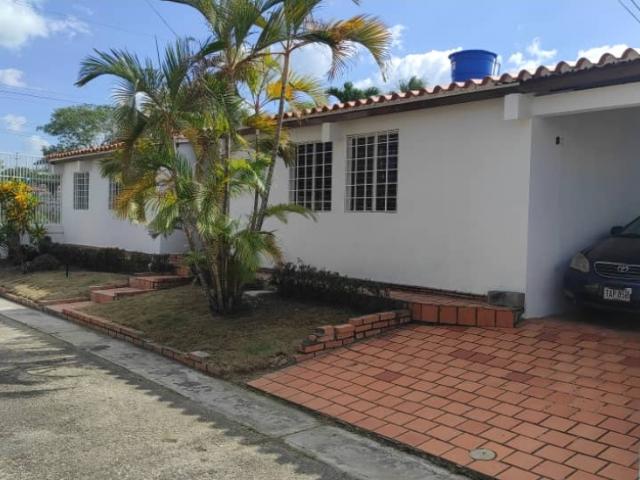 CASA EN VENTA SANTA CECILIA CABUDARE ESTADO LARA